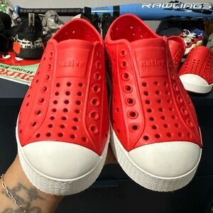 Native Shoes size 11